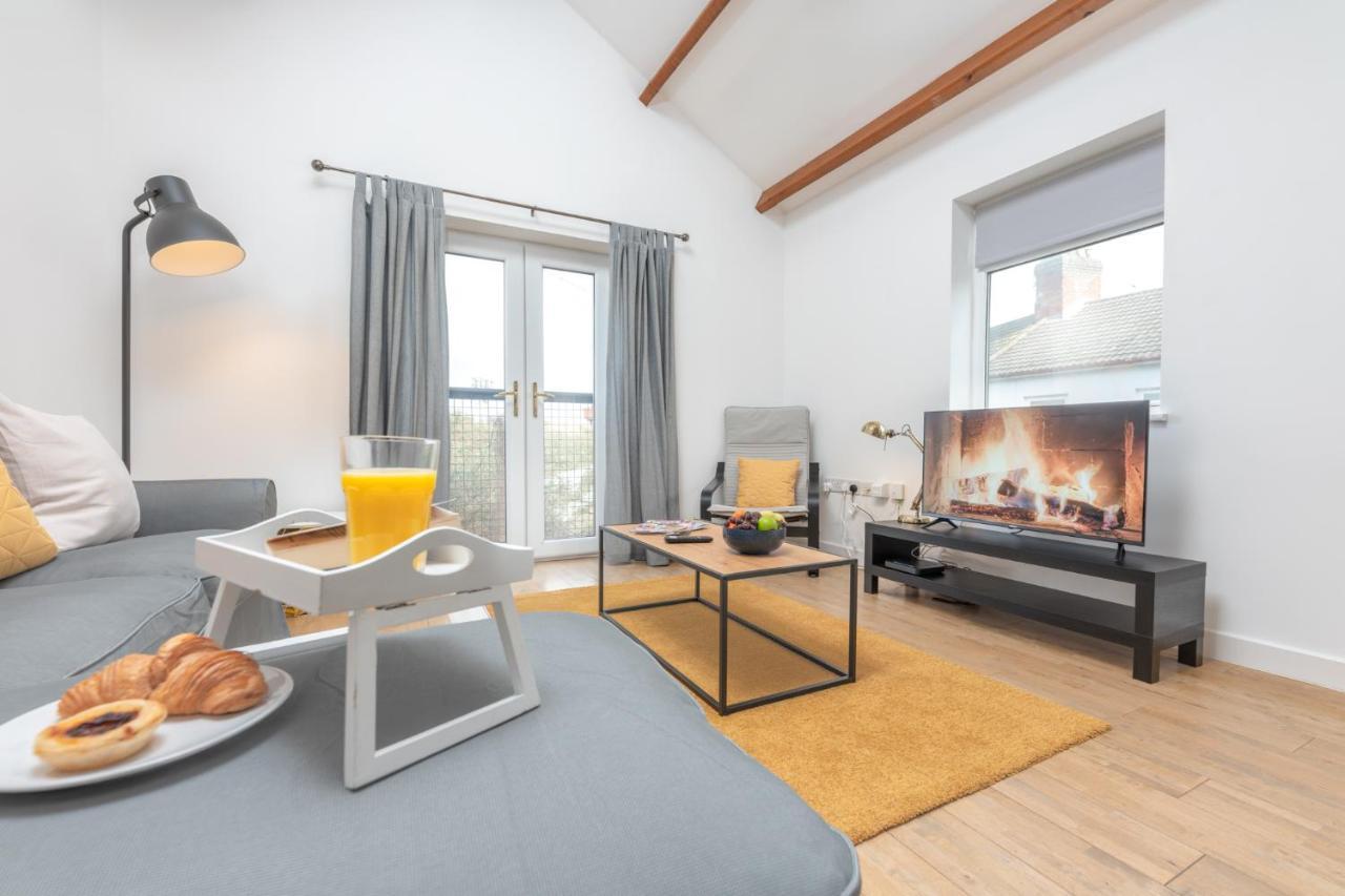 Stayright- 2 Bedroom House, Centrally Located & Close Walk To City Centre Cardiff Exteriör bild