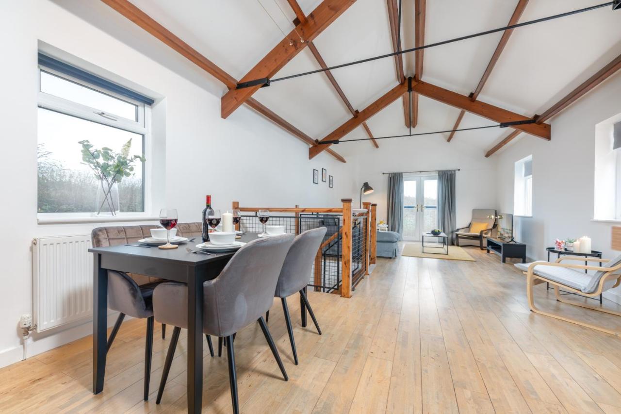 Stayright- 2 Bedroom House, Centrally Located & Close Walk To City Centre Cardiff Exteriör bild