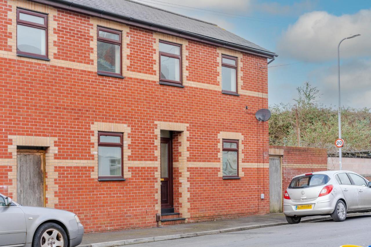 Stayright- 2 Bedroom House, Centrally Located & Close Walk To City Centre Cardiff Exteriör bild