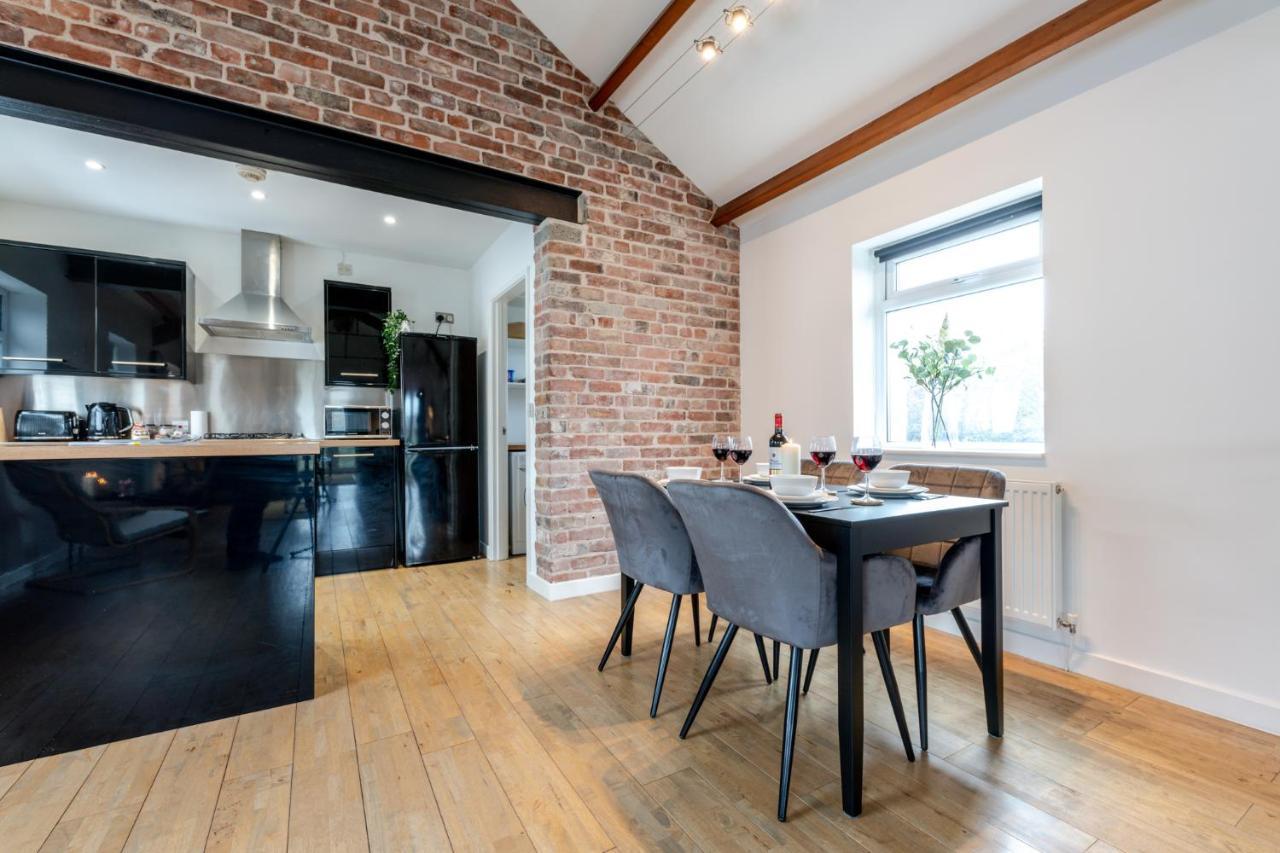 Stayright- 2 Bedroom House, Centrally Located & Close Walk To City Centre Cardiff Exteriör bild